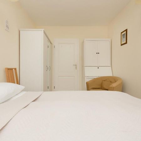 Warsaw City Center Zurawia By Noclegi Renters Bagian luar foto