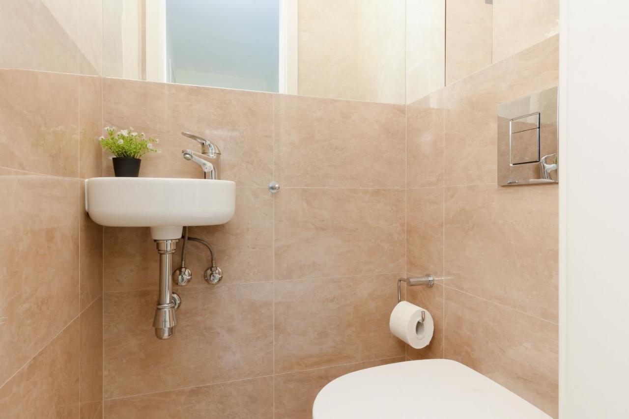 Warsaw City Center Zurawia By Noclegi Renters Bagian luar foto